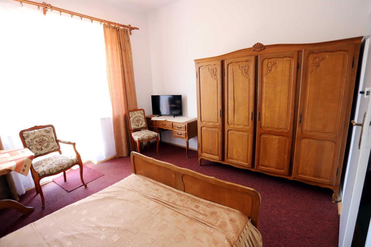 Domy Wczasowe Tryumfy Bed and Breakfast Krynica-Zdrój Exteriör bild