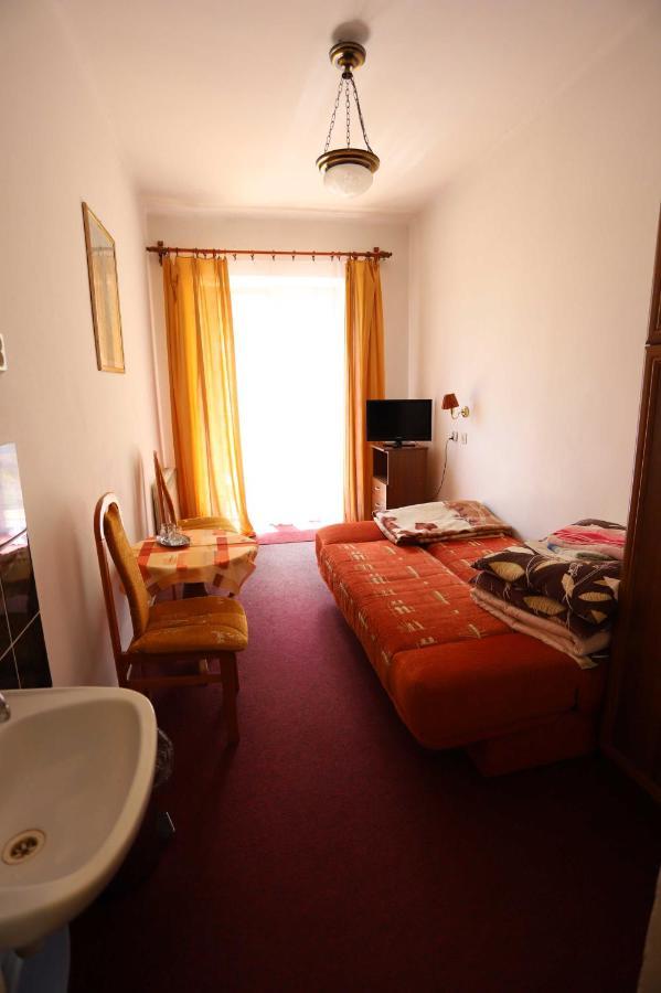 Domy Wczasowe Tryumfy Bed and Breakfast Krynica-Zdrój Exteriör bild