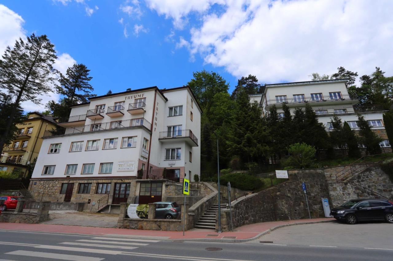 Domy Wczasowe Tryumfy Bed and Breakfast Krynica-Zdrój Exteriör bild