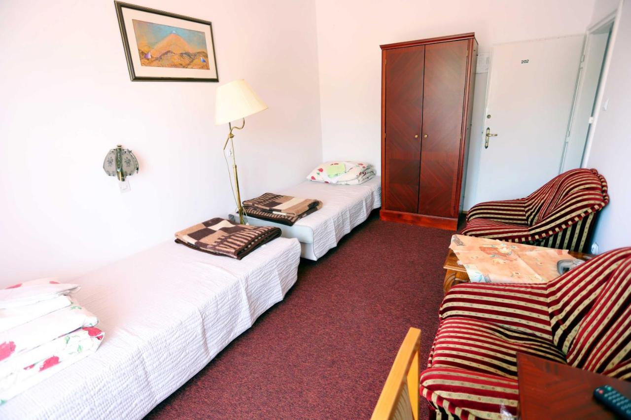 Domy Wczasowe Tryumfy Bed and Breakfast Krynica-Zdrój Exteriör bild