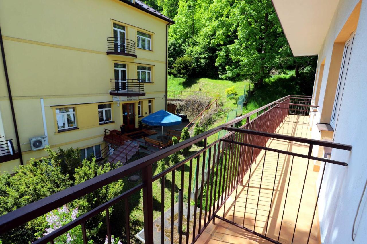 Domy Wczasowe Tryumfy Bed and Breakfast Krynica-Zdrój Exteriör bild
