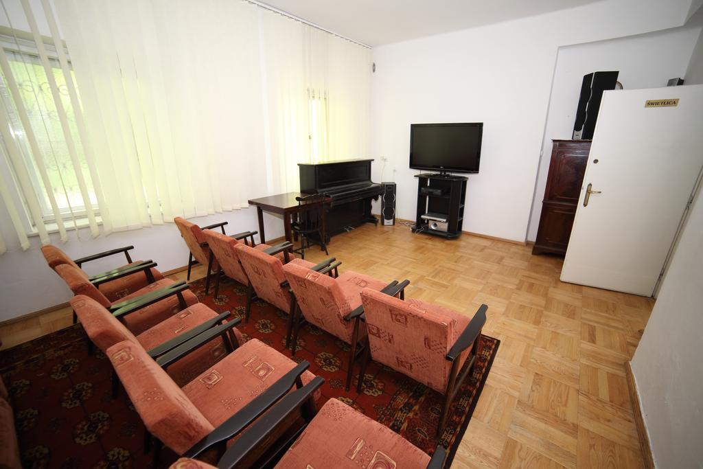 Domy Wczasowe Tryumfy Bed and Breakfast Krynica-Zdrój Exteriör bild